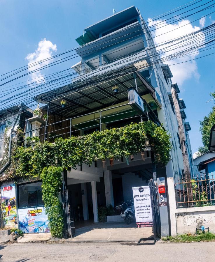 Satop Travelers Guesthouse شيانغ ماي المظهر الخارجي الصورة