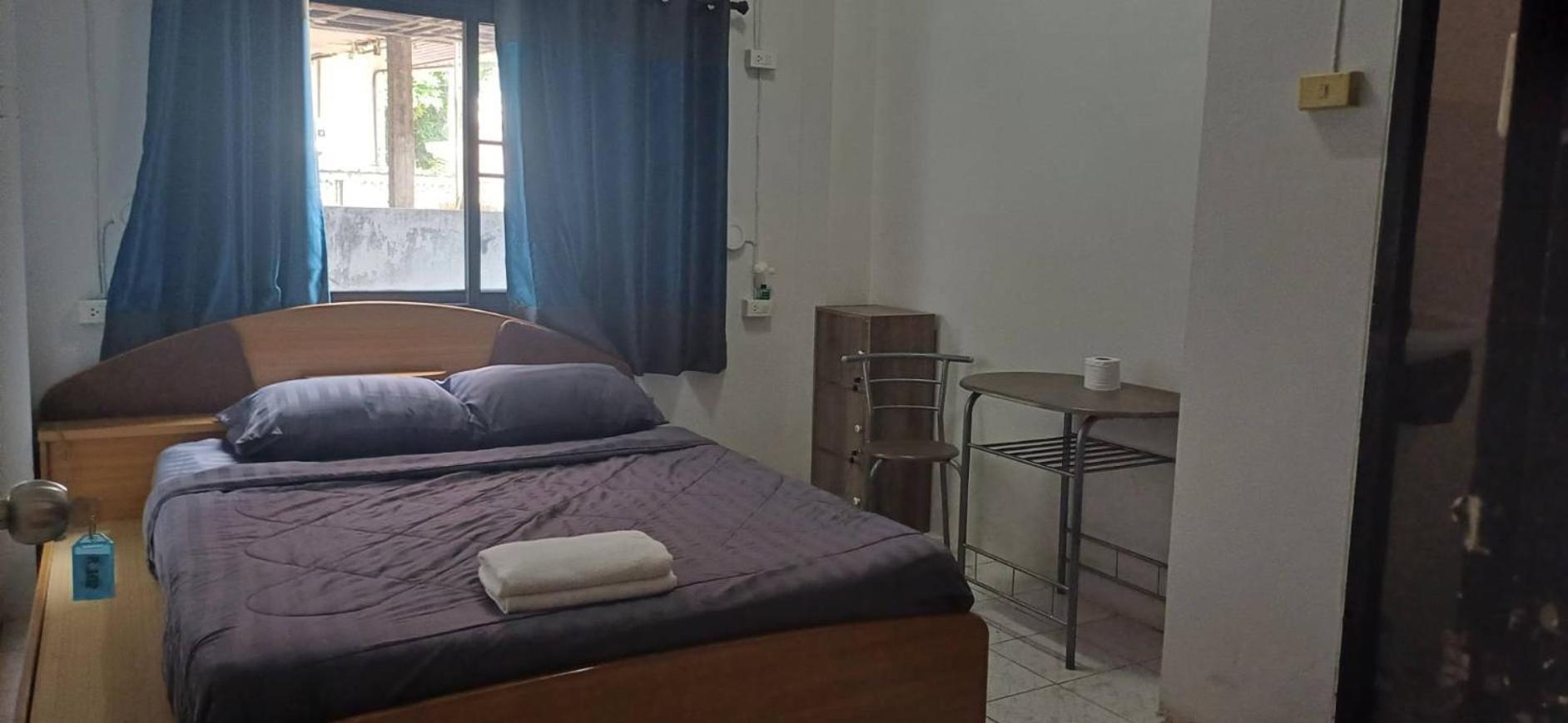 Satop Travelers Guesthouse شيانغ ماي المظهر الخارجي الصورة