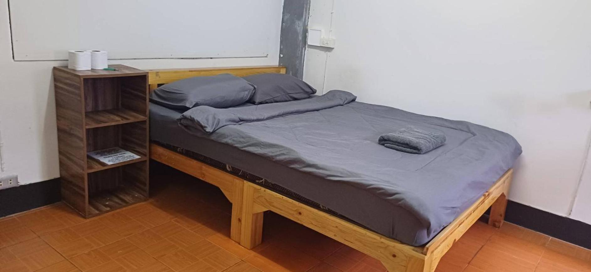 Satop Travelers Guesthouse شيانغ ماي المظهر الخارجي الصورة